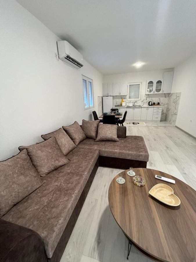 Knezevic Apartman Podgorica Extérieur photo
