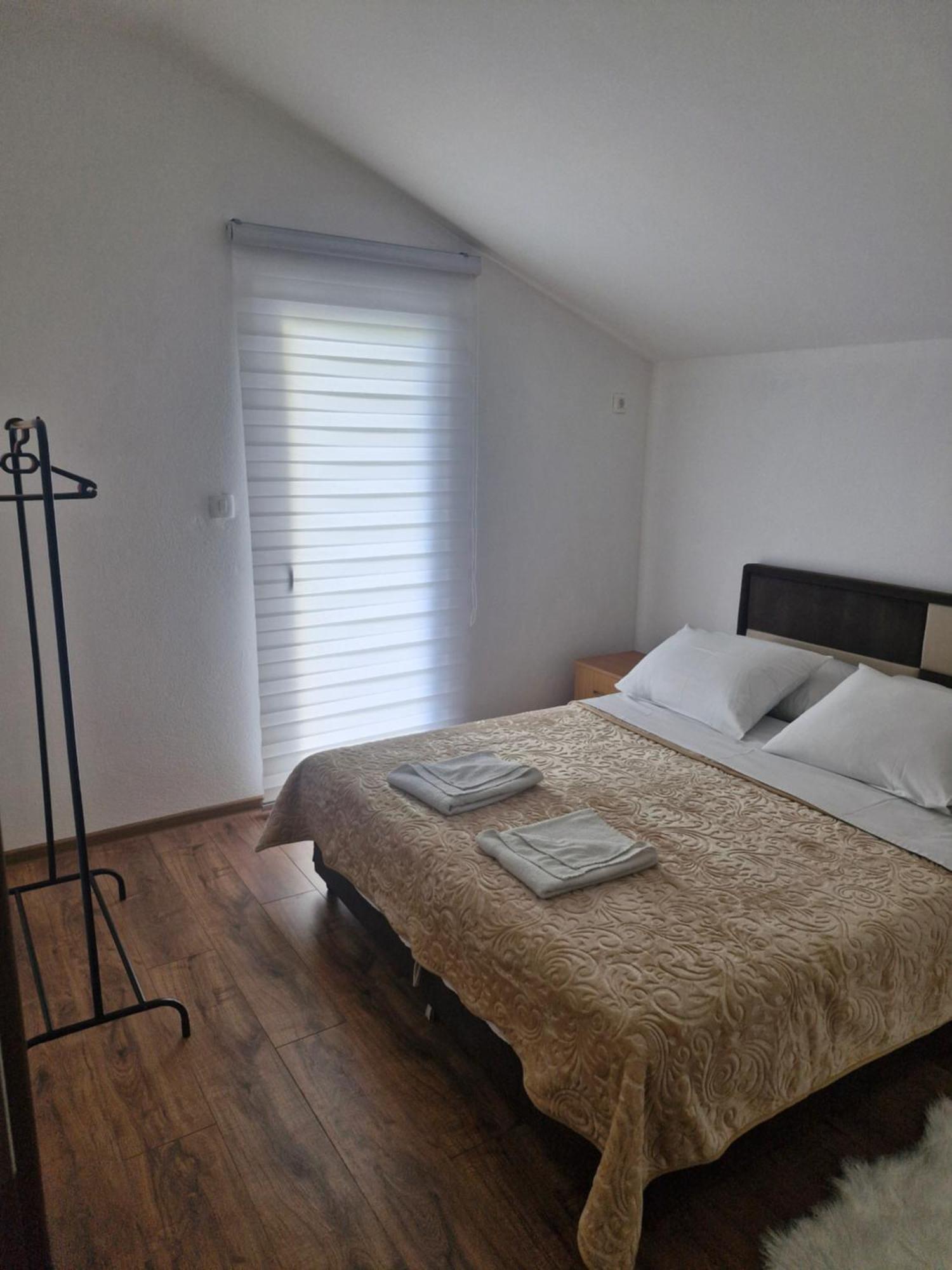 Knezevic Apartman Podgorica Extérieur photo